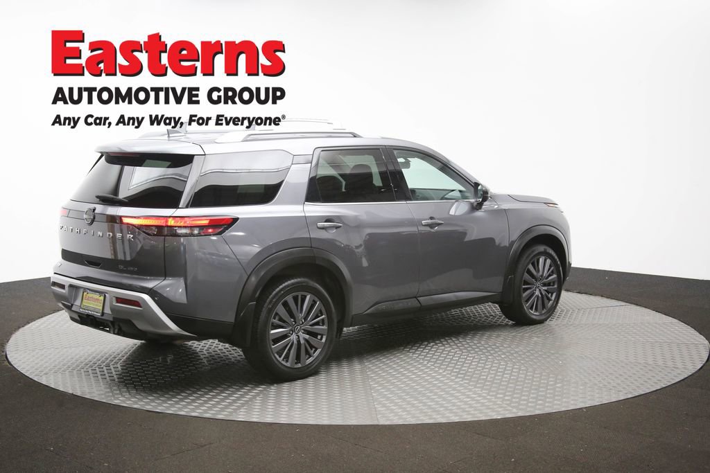 Used 2023 Nissan Pathfinder SL w/ SL Premium Package AWD/4WD image 43