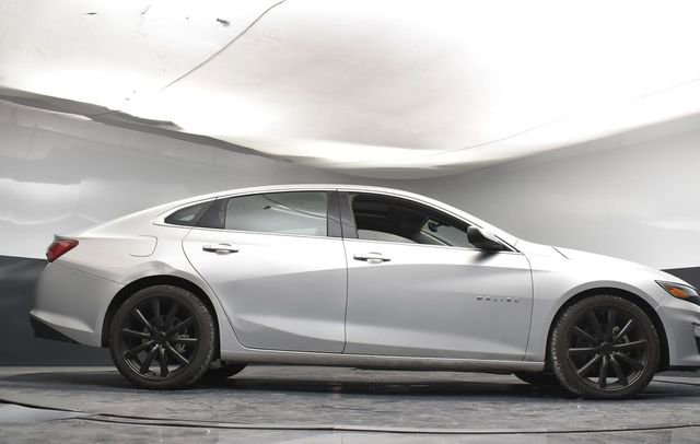 Used 2022 Chevrolet Malibu LT FWD image 39