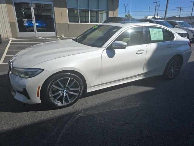 Used 2020 BMW 330i xDrive Sedan w/ Convenience Package AWD/4WD image 4