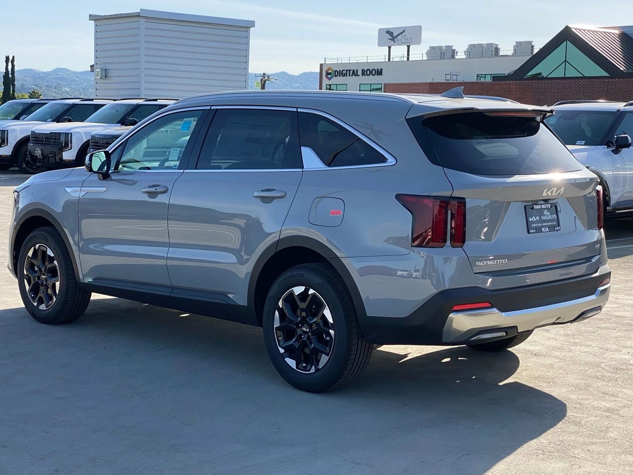 New 2026 Kia Sorento S image 6