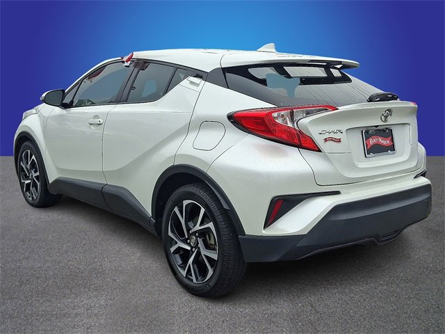 Used 2018 Toyota C-HR XLE image 6