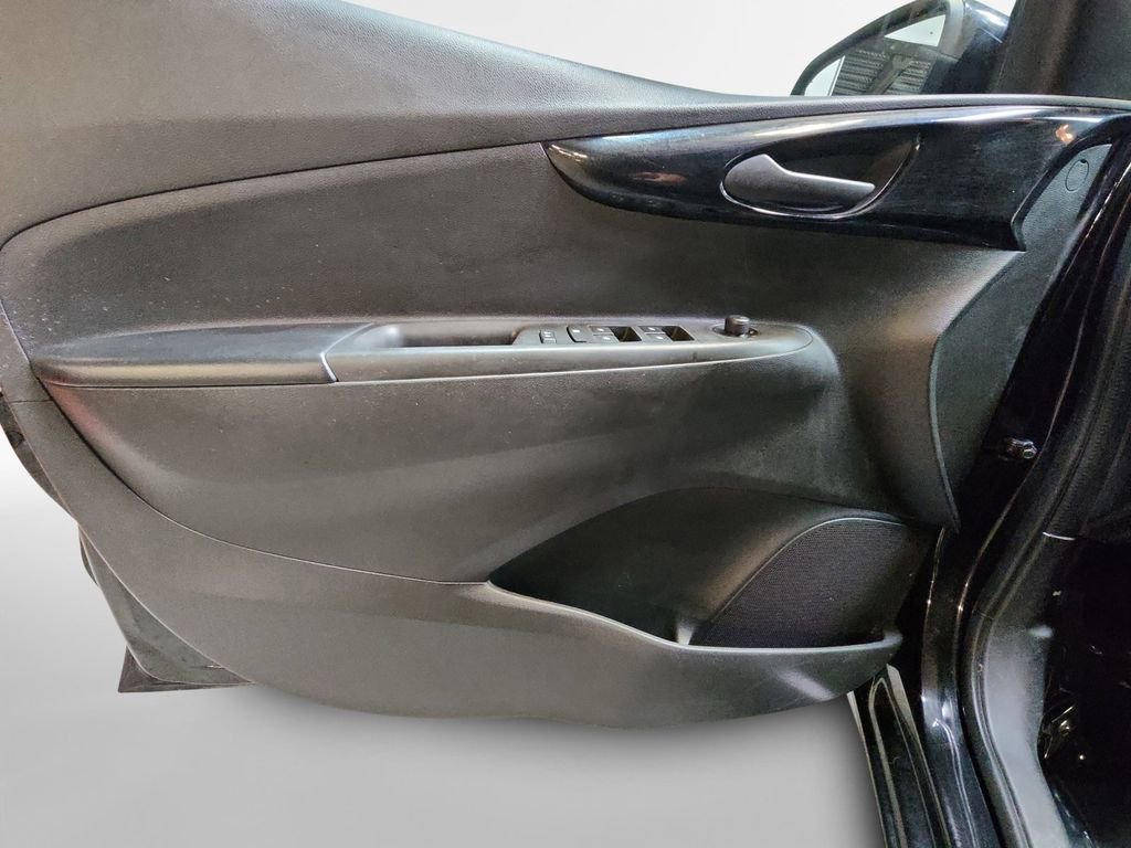 Certified 2021 Chevrolet Spark LT image 14