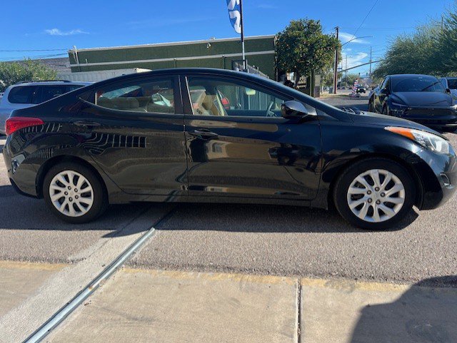 Used 2012 Hyundai Elantra GLS w/ Comfort Pkg 2 FWD image 12