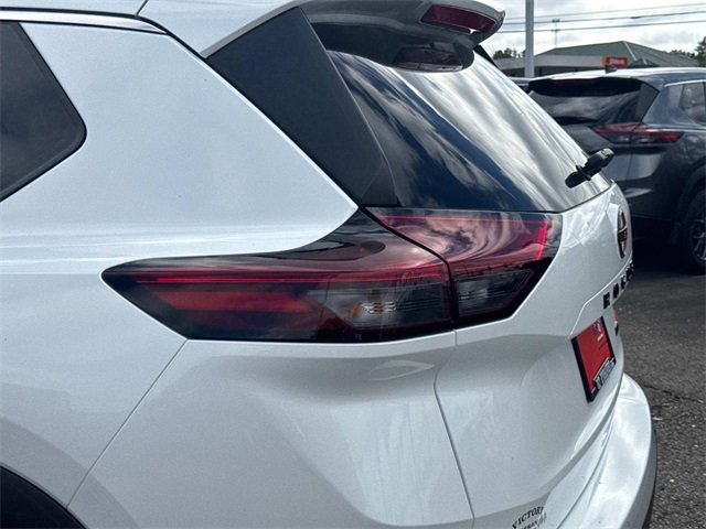 New 2026 Nissan Rogue SV image 12