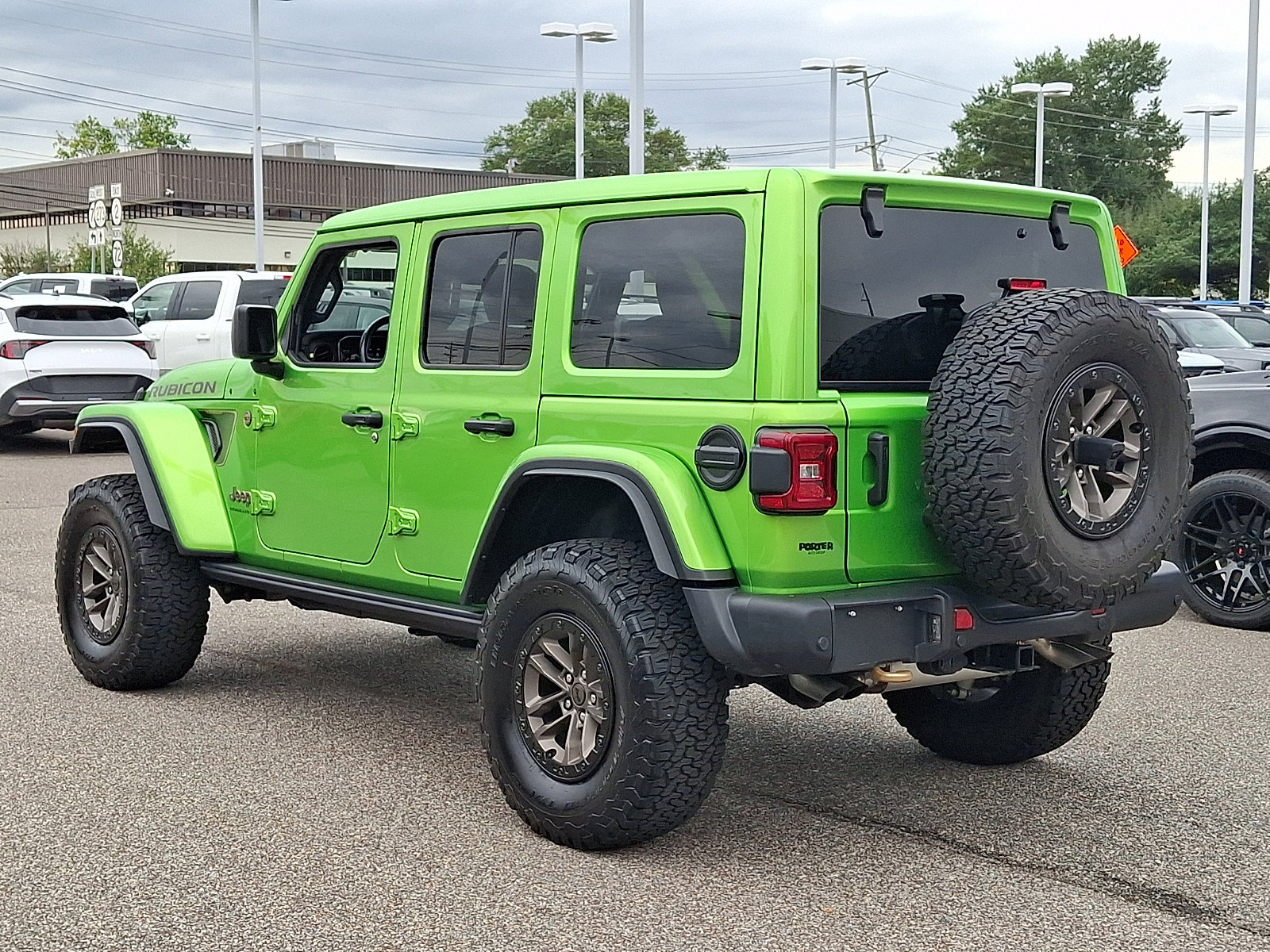 Used 2025 Jeep Wrangler Unlimited Rubicon 392 AWD/4WD image 7