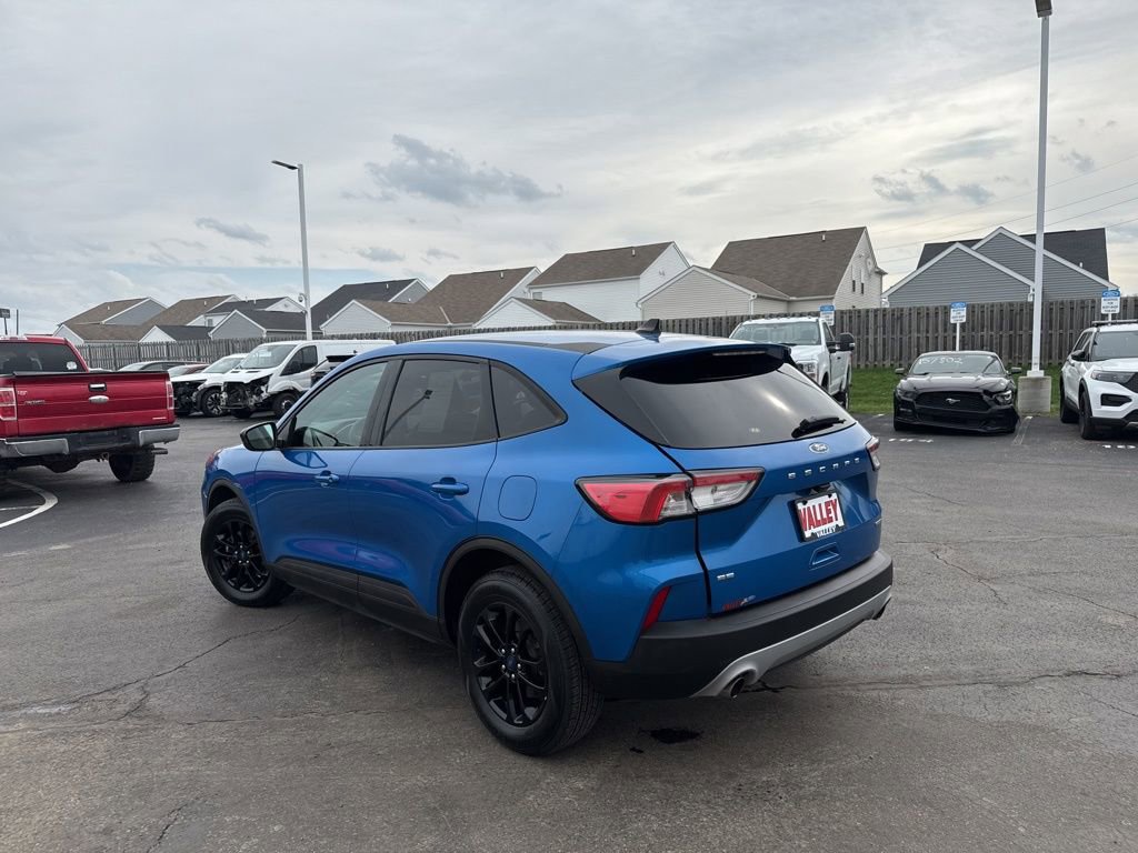 Used 2020 Ford Escape SE Sport image 42