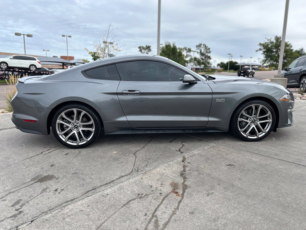 Used 2021 Ford Mustang GT Premium RWD image 9