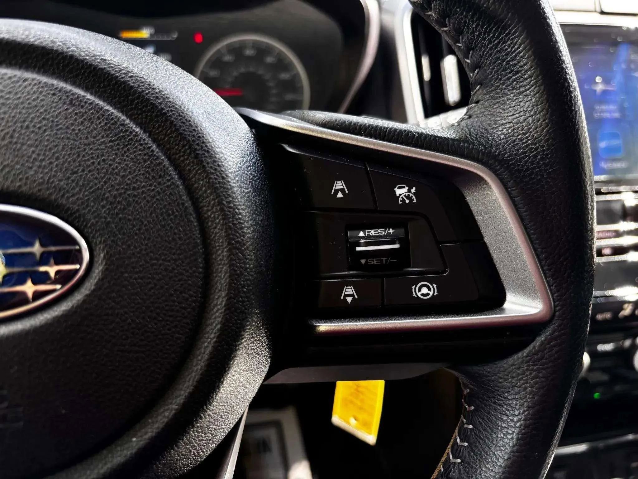 Used 2022 Subaru Ascent Premium image 27