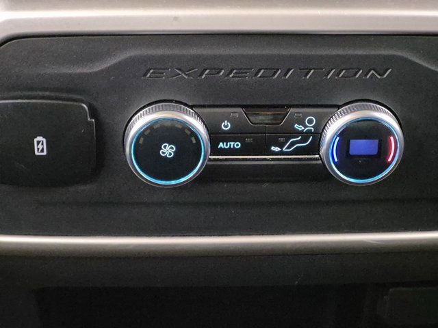 Used 2022 Ford Expedition XLT image 23