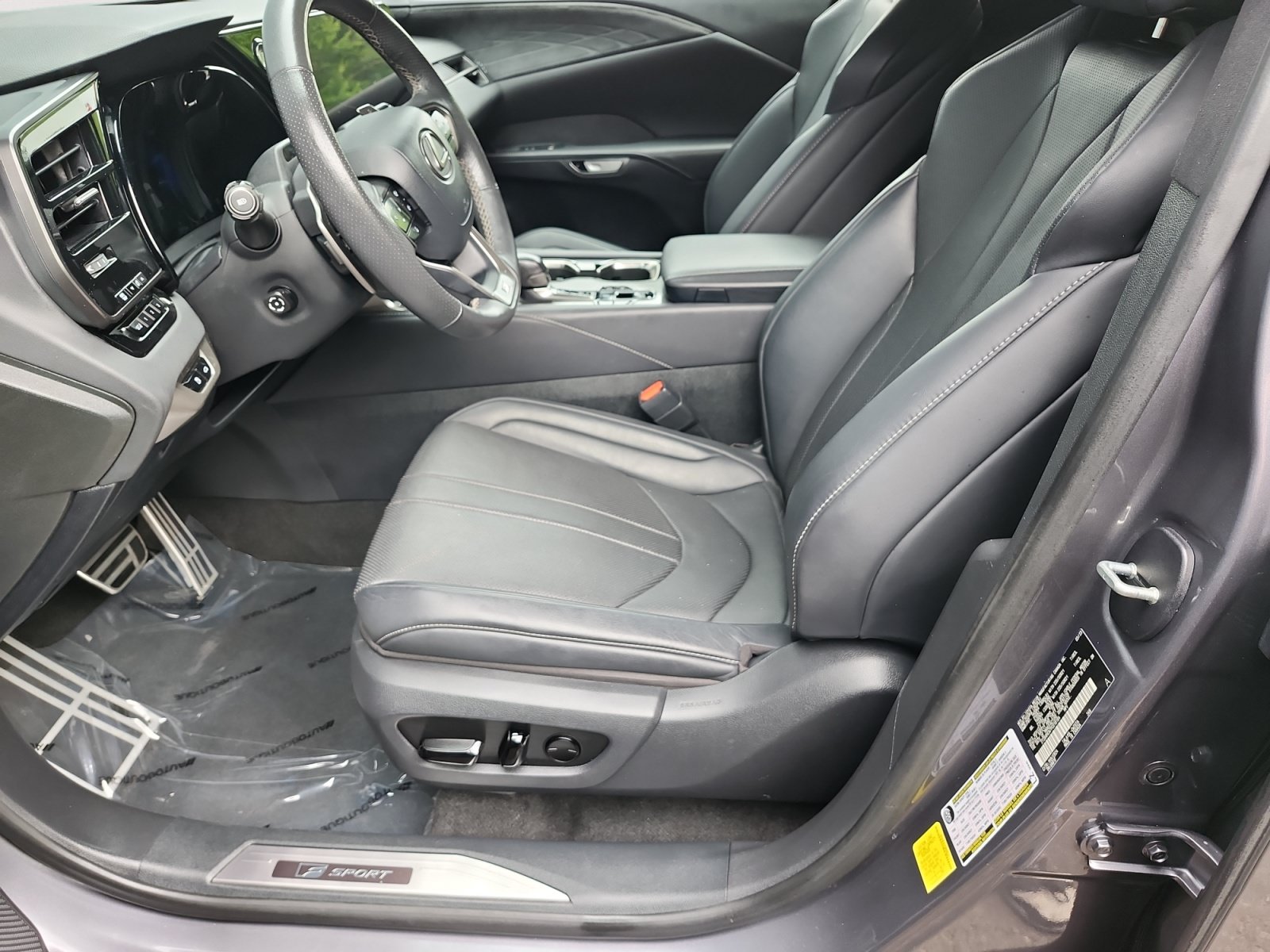 Used 2023 Lexus RX 350 F Sport w/ Cold Area Package AWD/4WD image 9