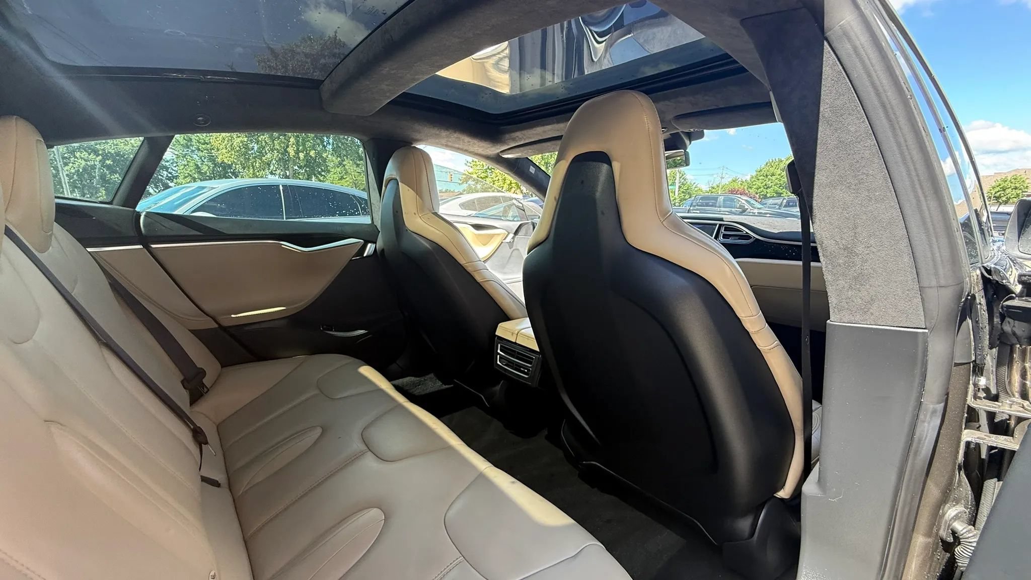 Used 2015 Tesla Model S 85D AWD/4WD image 11