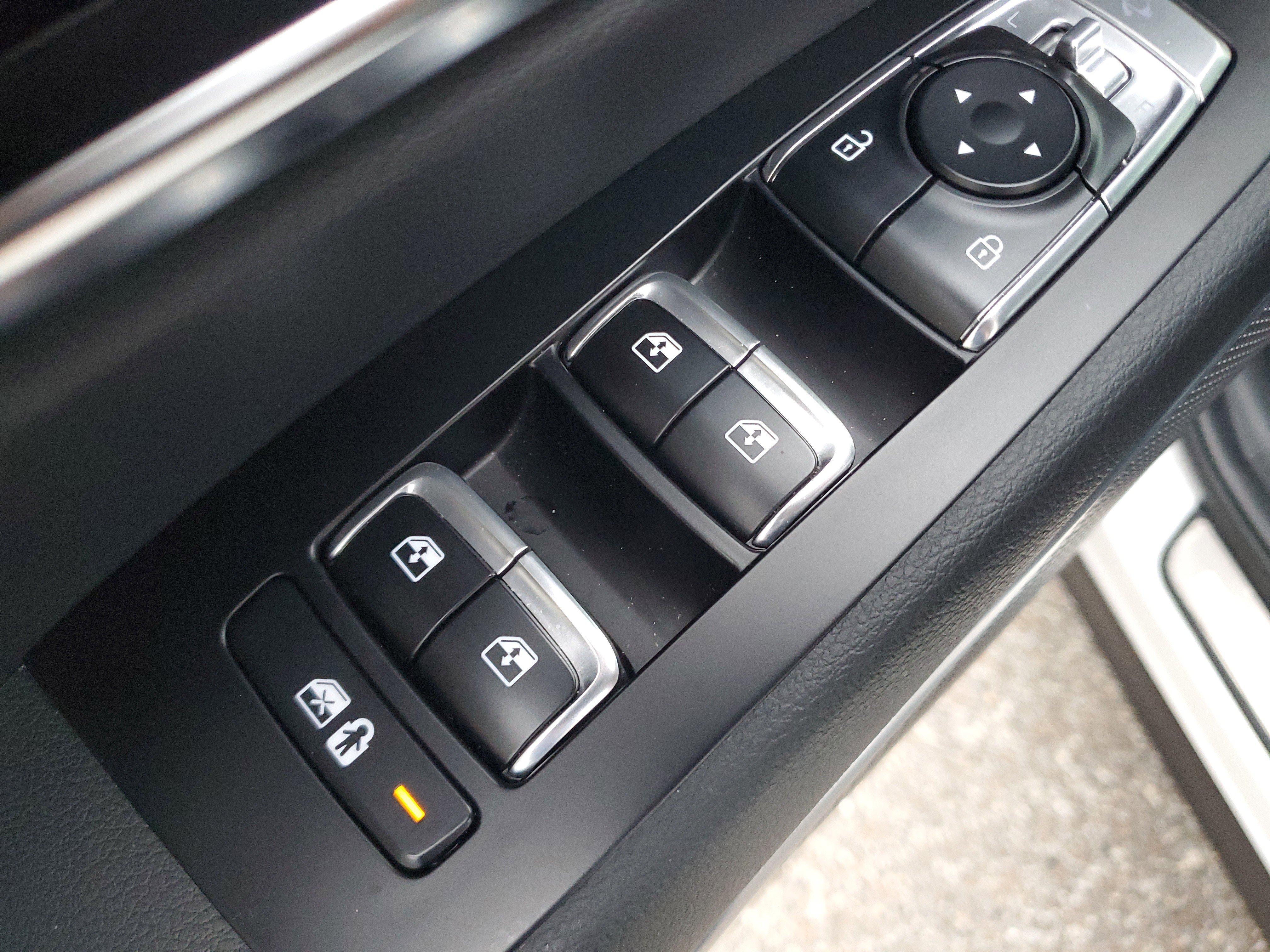 Used 2024 Kia Telluride SX Prestige w/ Towing Package AWD/4WD image 18