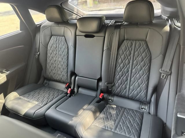 New 2026 Audi SQ5 Premium Plus AWD/4WD image 27