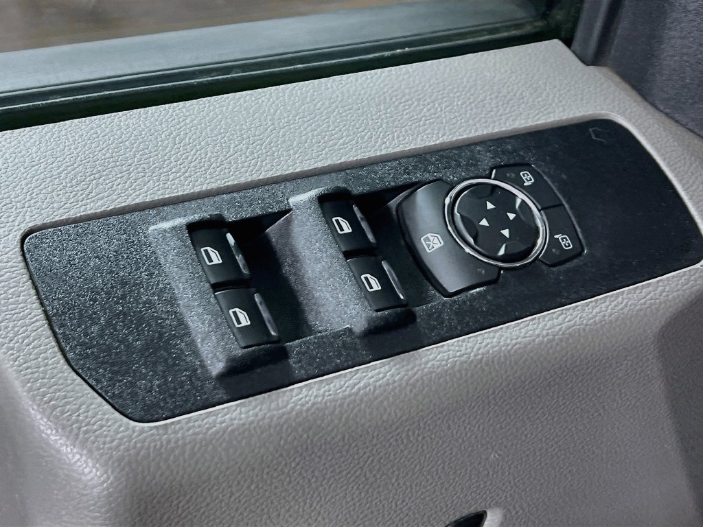 Used 2018 Ford F250 XLT AWD/4WD image 16