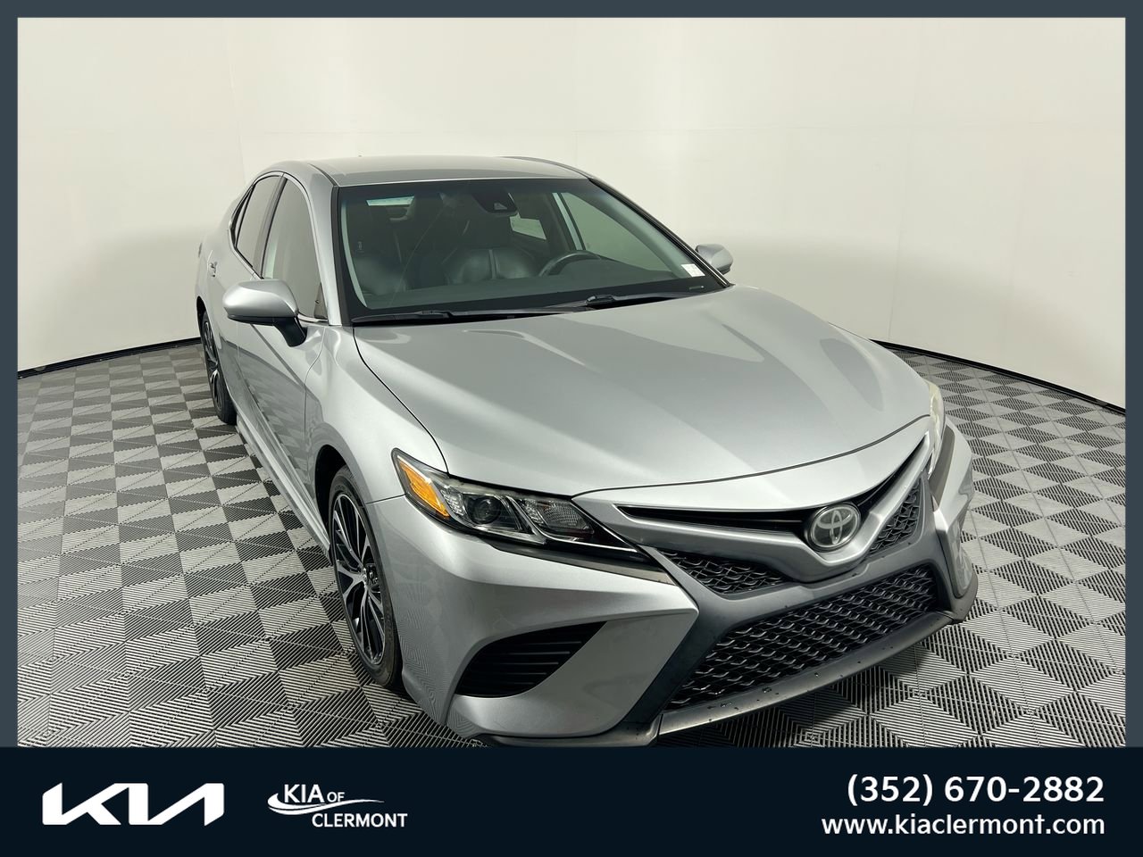 Used 2020 Toyota Camry SE