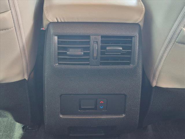 Used 2022 Mitsubishi Outlander SEL image 16