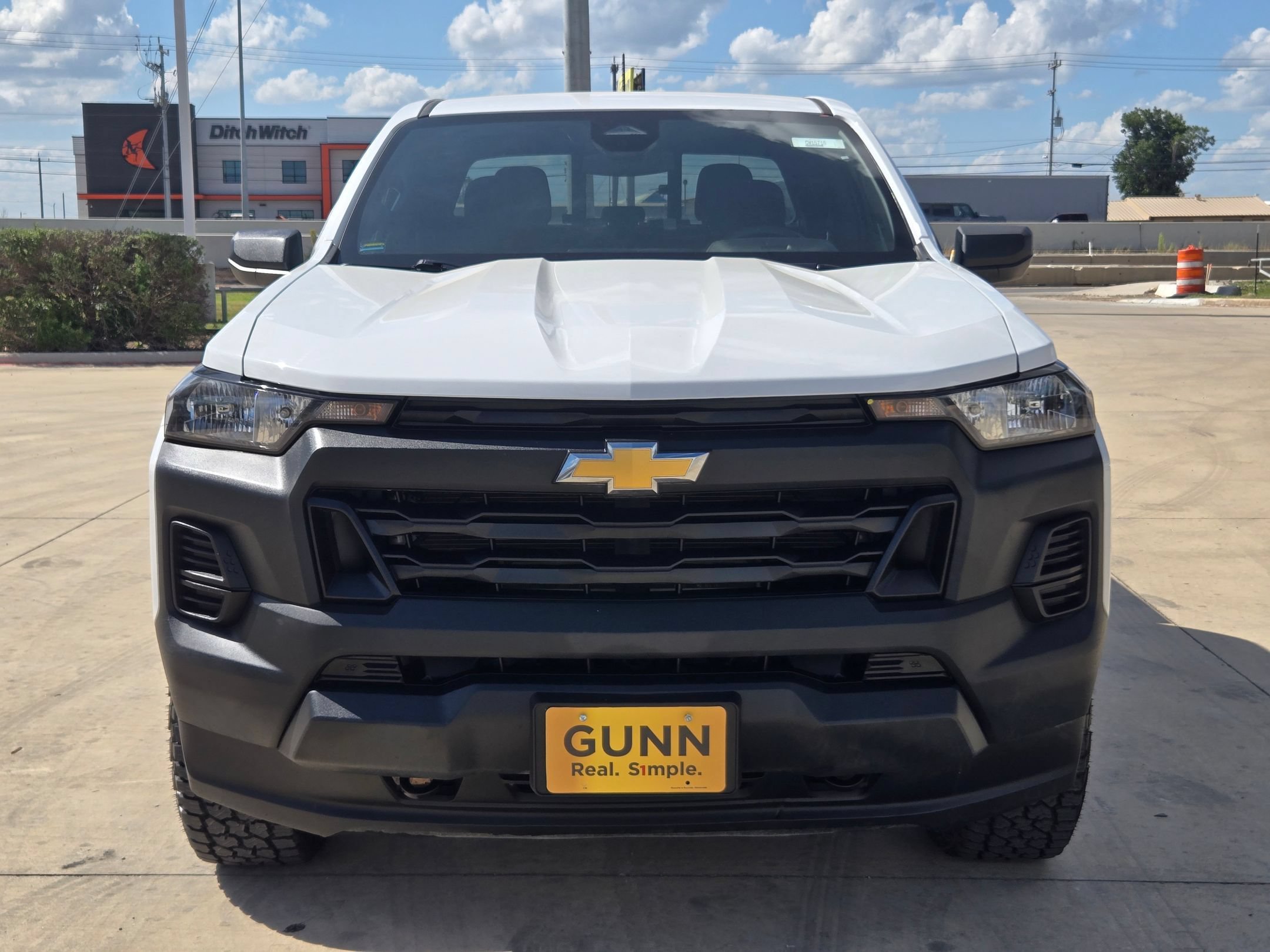 Certified 2025 Chevrolet Colorado W/T w/ Advanced Trailering Package AWD/4WD image 2
