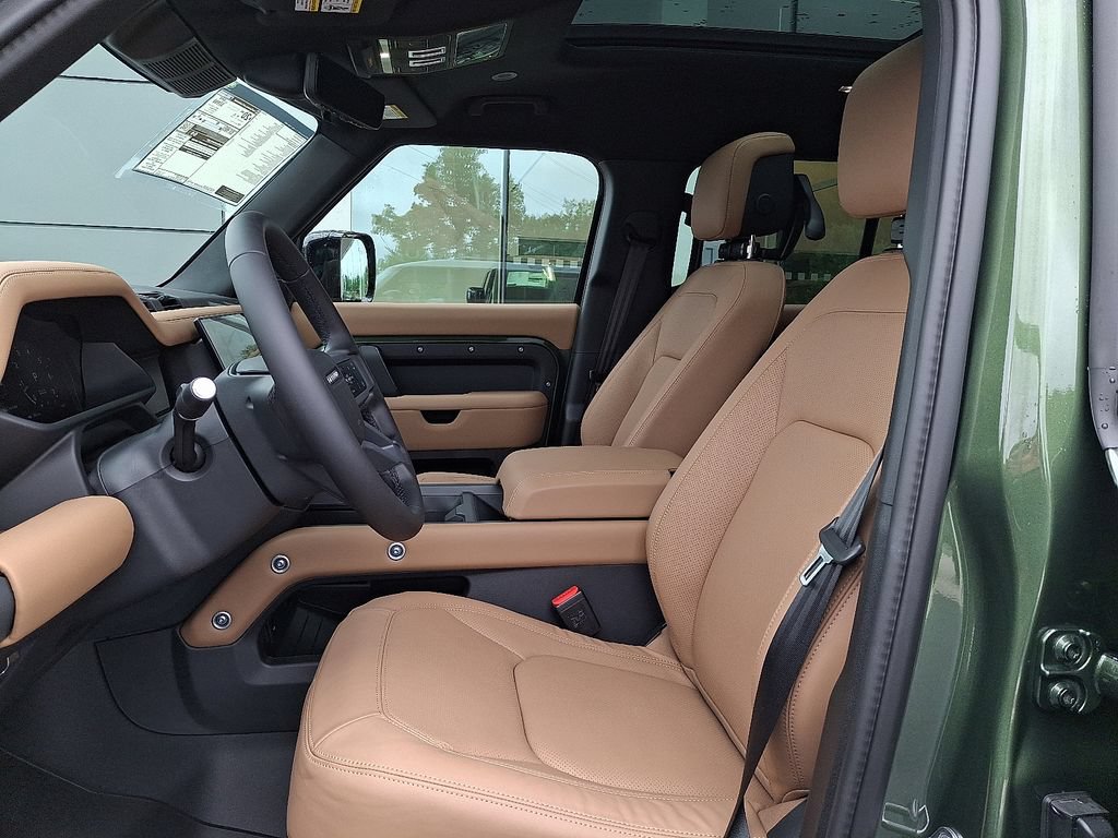 New 2026 Land Rover Defender 110 S AWD/4WD image 9