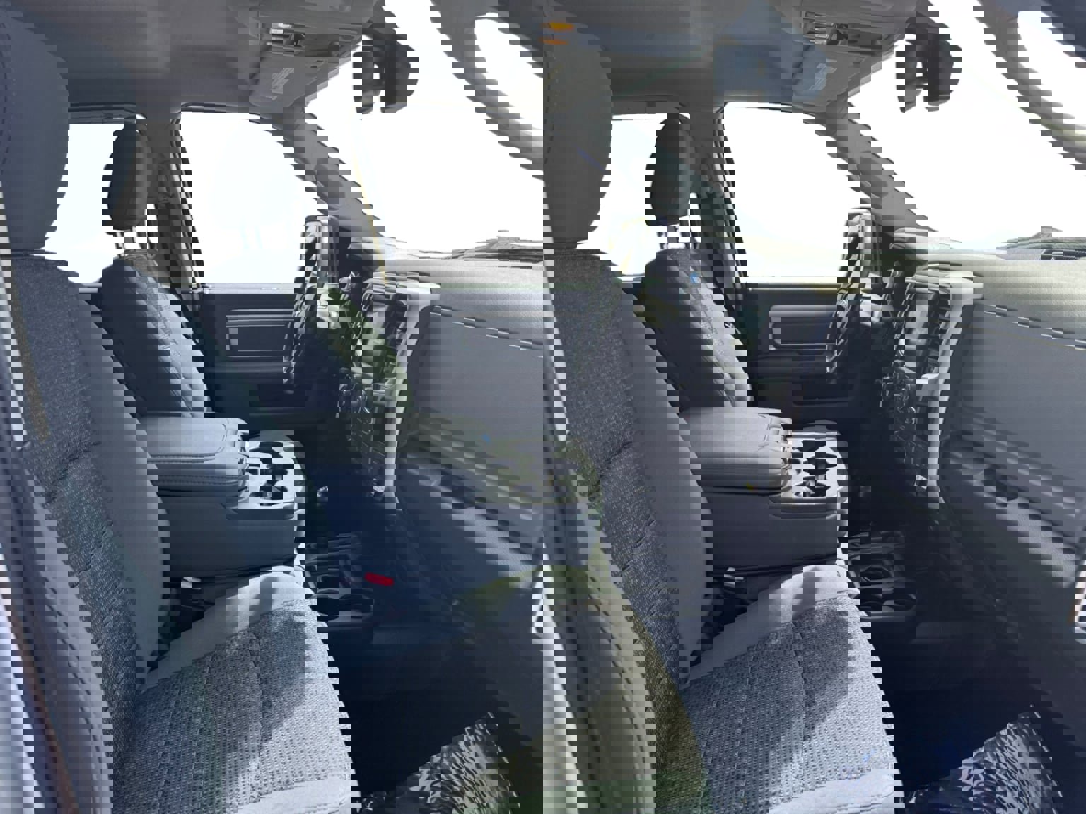 Used 2015 RAM 2500 Power Wagon w/ Luxury Group image 16