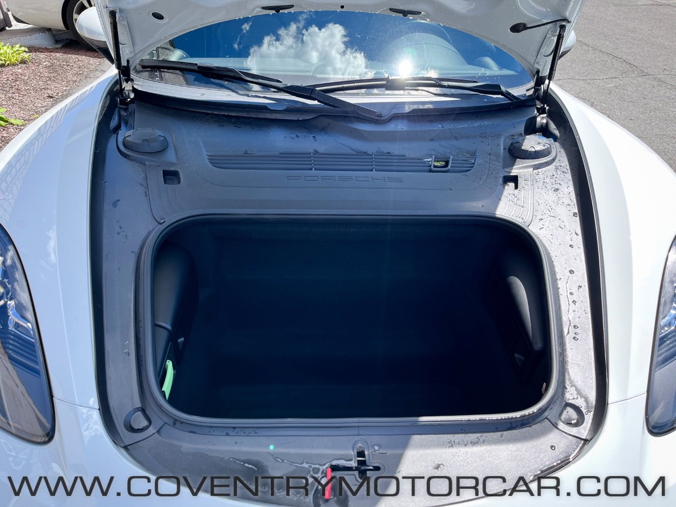 Used 2018 Porsche 718 Cayman RWD image 12
