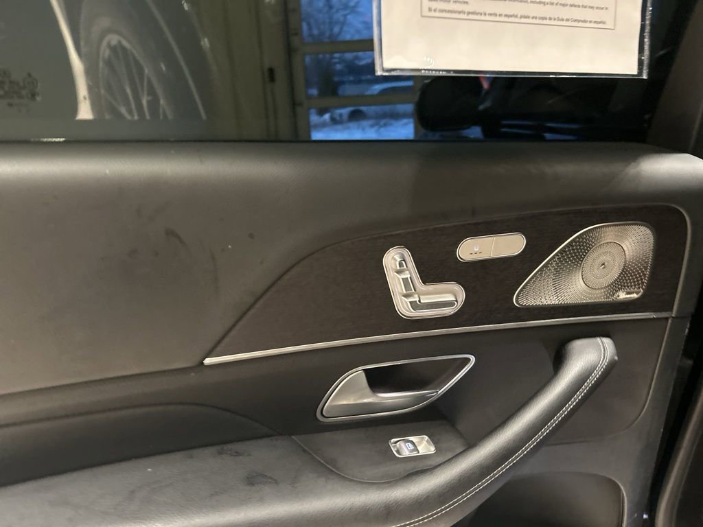 Used 2022 Mercedes-Benz GLS 450 4MATIC image 14