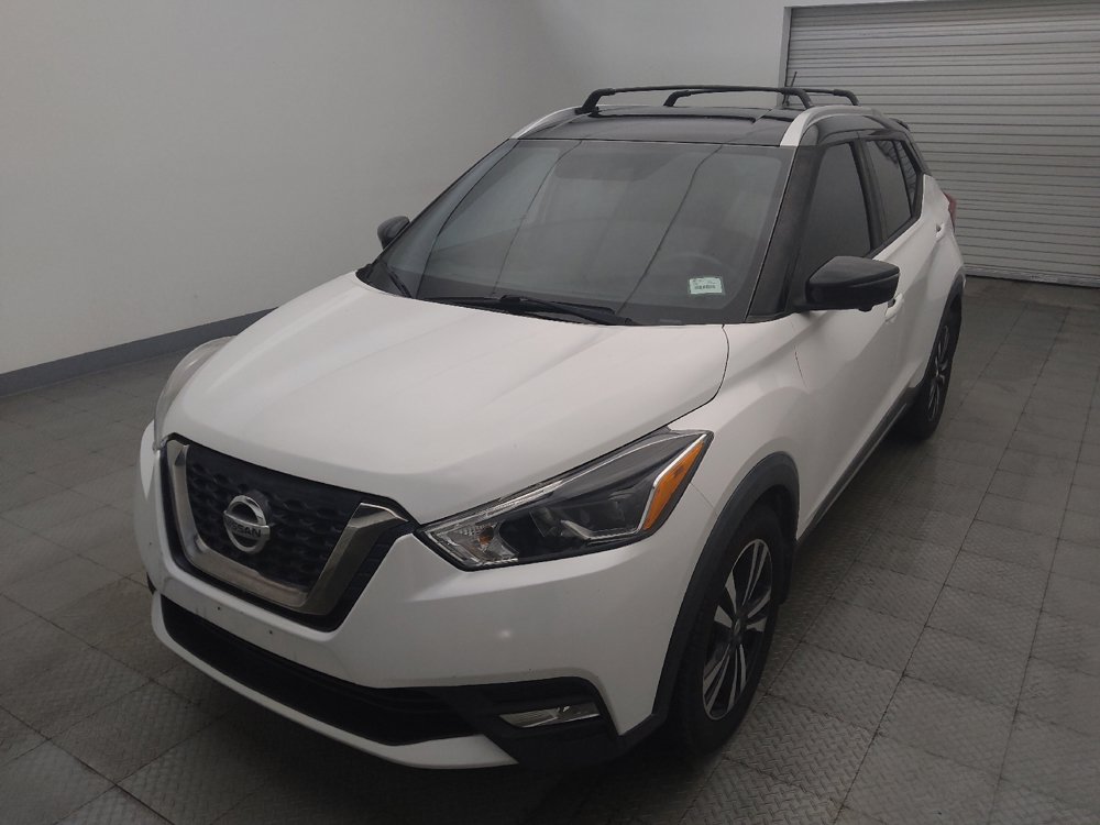 Used 2018 Nissan Kicks SR w/ Premium Package FWD image 15