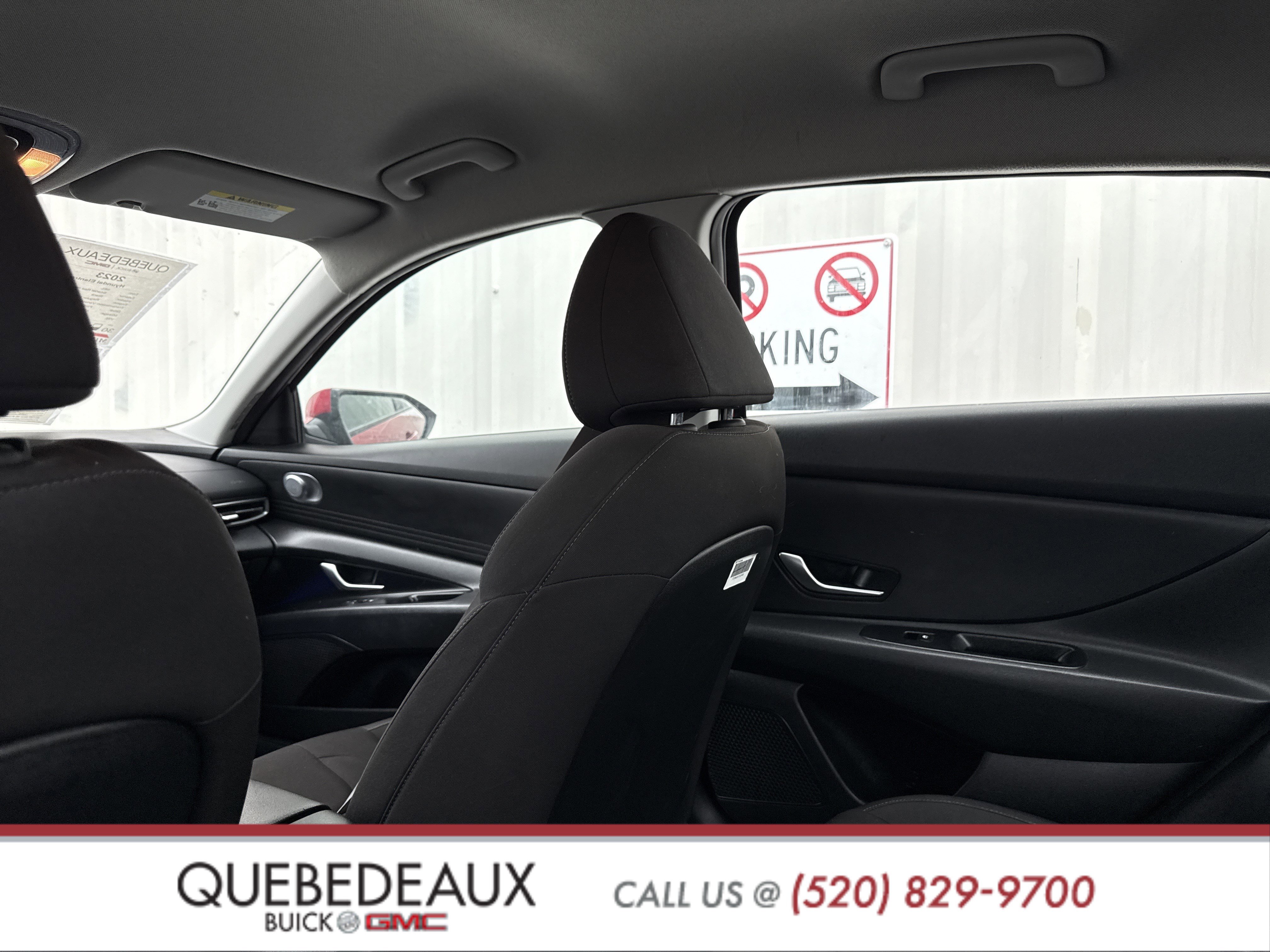 Used 2023 Hyundai Elantra SEL w/ Preferred Accessory Package image 22