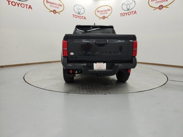 Used 2024 Toyota Tacoma TRD Off-Road image 7