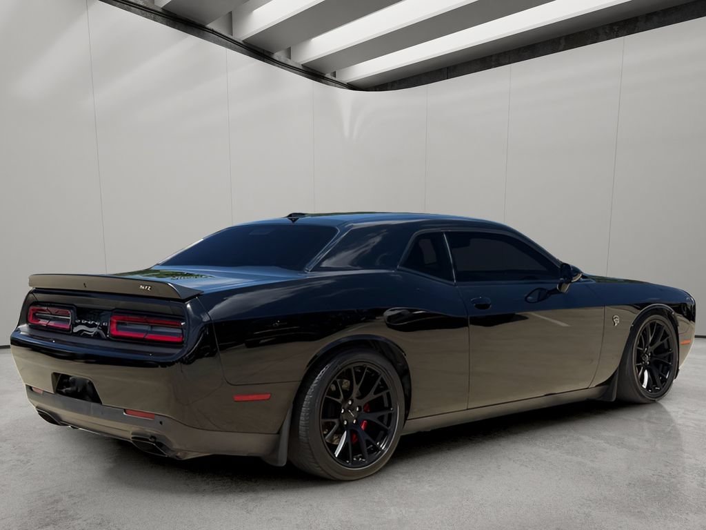 Used 2016 Dodge Challenger SRT Hellcat RWD image 6