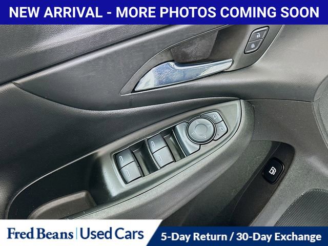 Used 2017 Chevrolet Volt LT FWD image 19