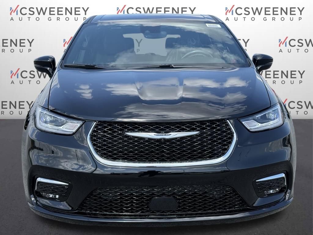 New 2026 Chrysler Pacifica Select image 8