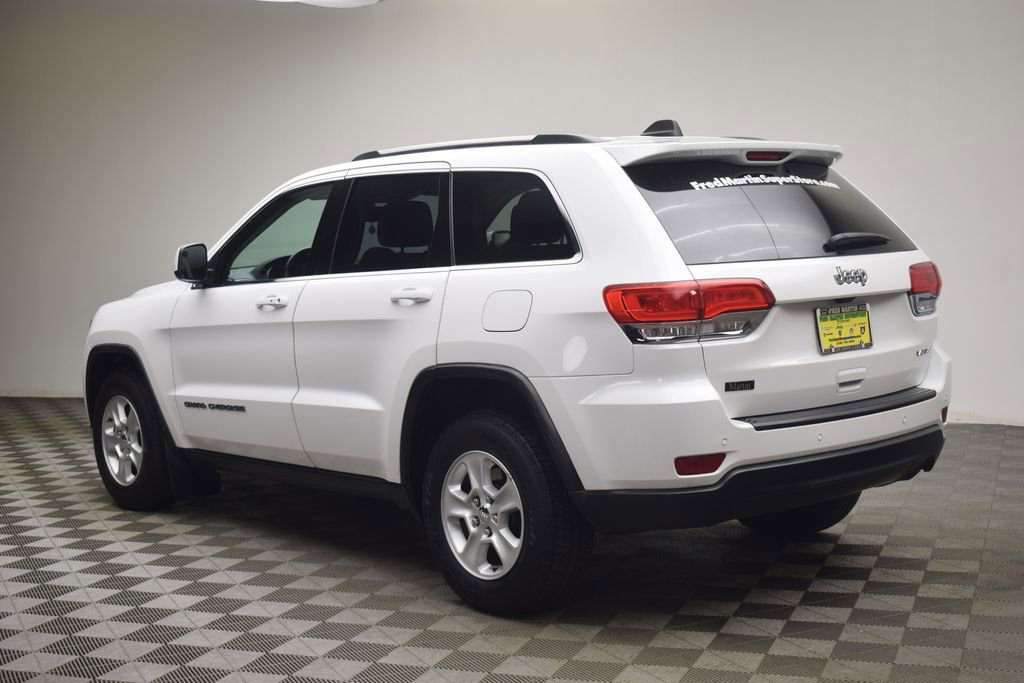 Used 2017 Jeep Grand Cherokee Laredo w/ Quick Order Package 2BE image 6