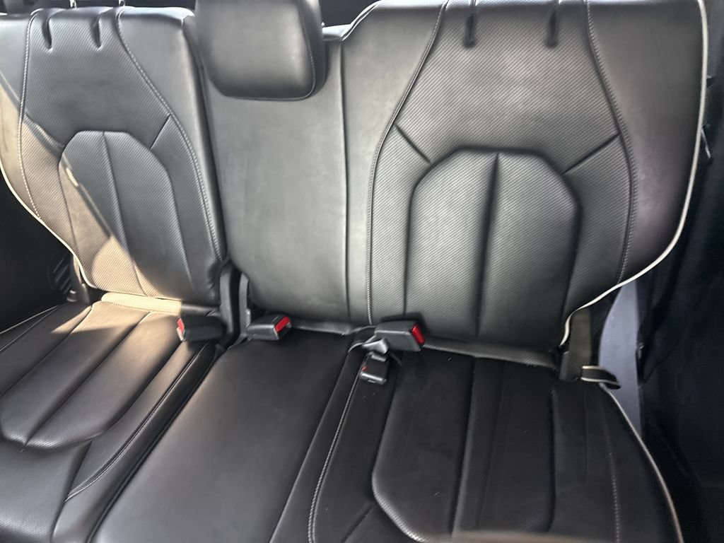 Used 2025 Chrysler Pacifica Limited FWD image 29