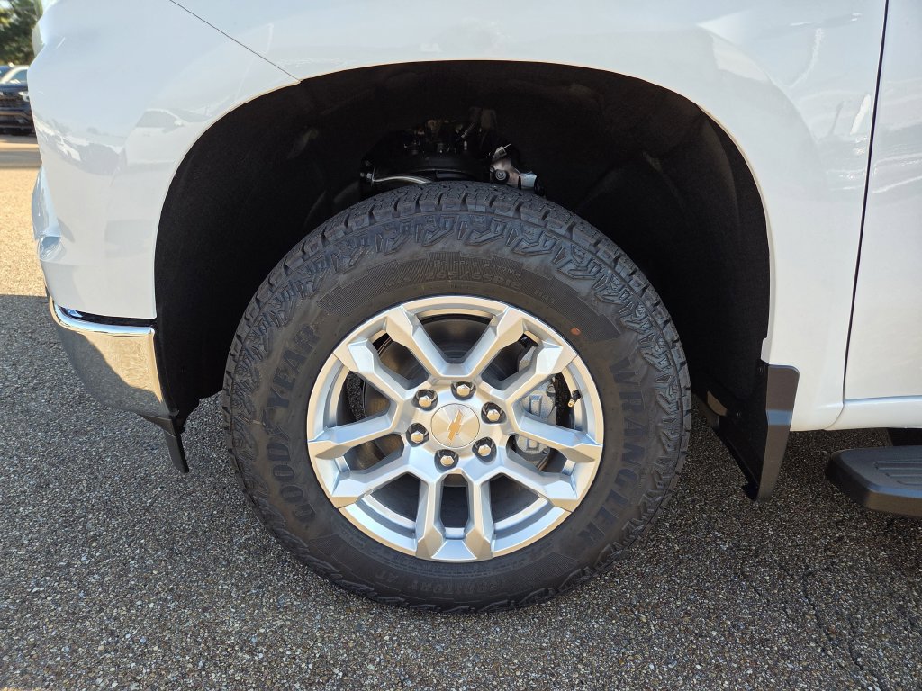 New 2026 Chevrolet Silverado 1500 LT w/ Z71 Off-Road Package AWD/4WD image 24