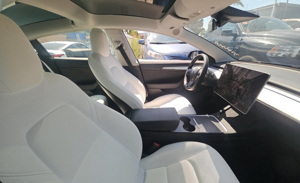 Used 2023 Tesla Model 3 Performance AWD/4WD image 2
