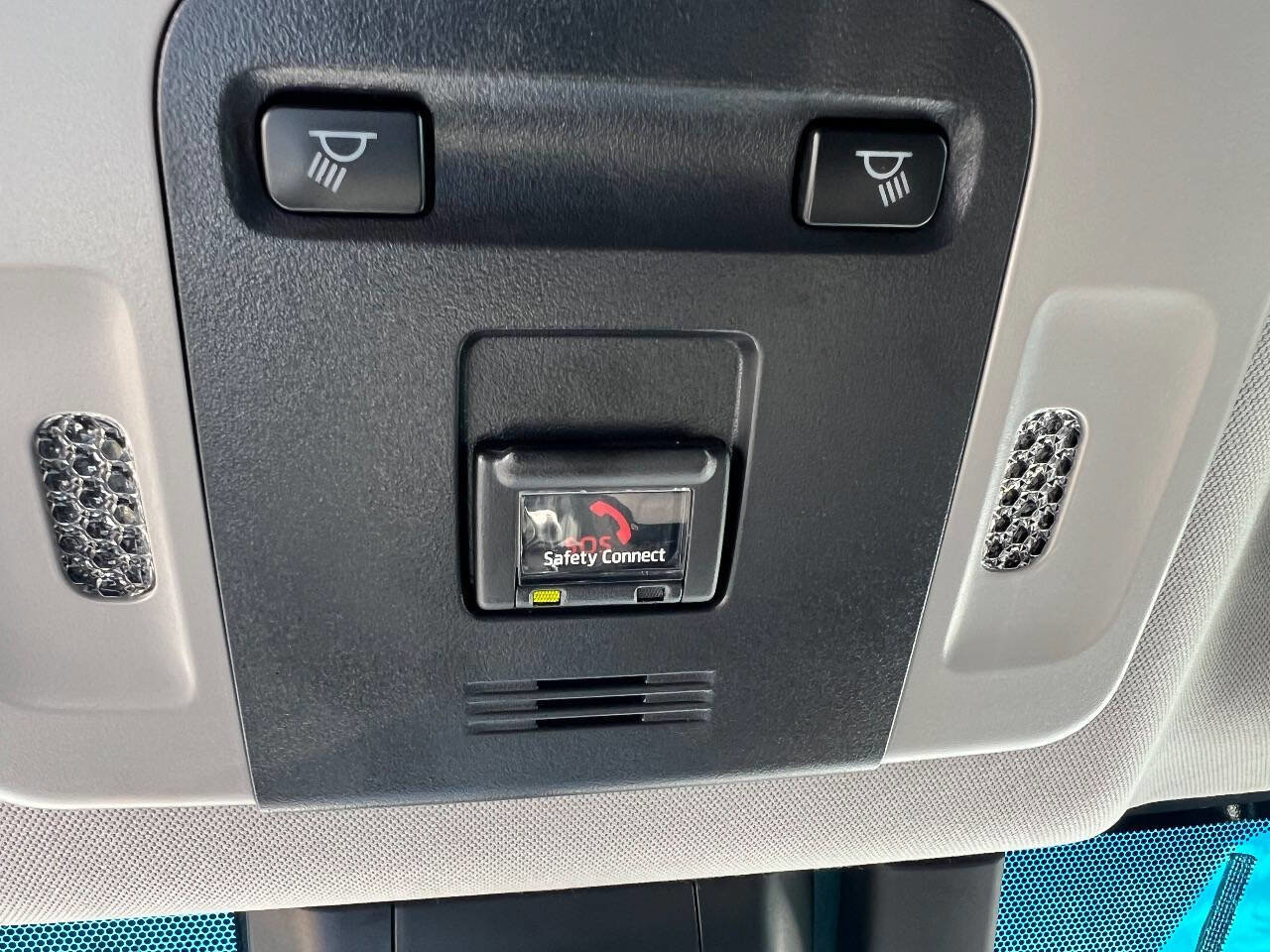 Used 2020 Toyota Camry LE image 24