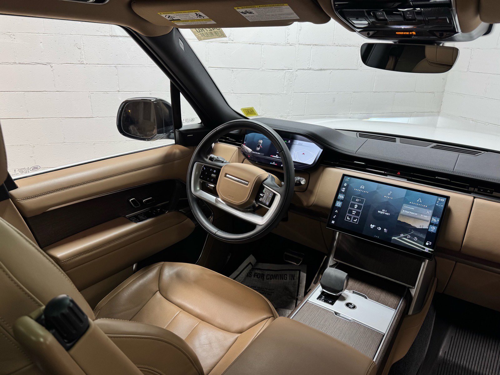 Used 2024 Land Rover Range Rover SE image 34