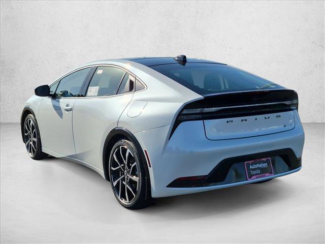 New 2026 Toyota Prius Plug-In Hybrid FWD image 6