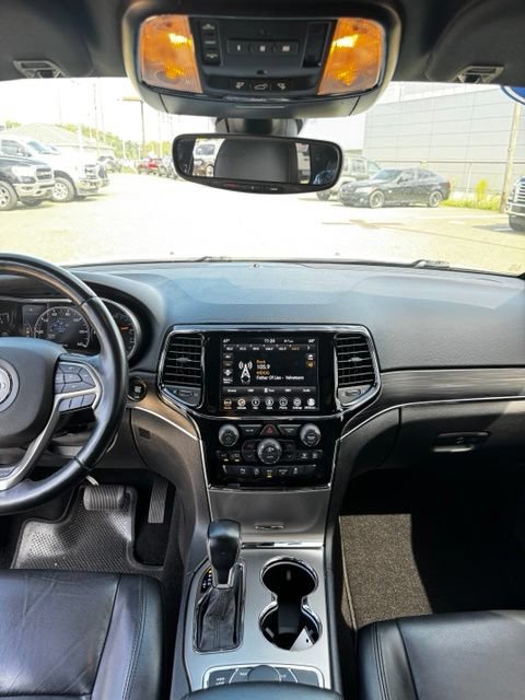 Used 2021 Jeep Grand Cherokee Limited w/ Premium Lighting Group AWD/4WD image 10