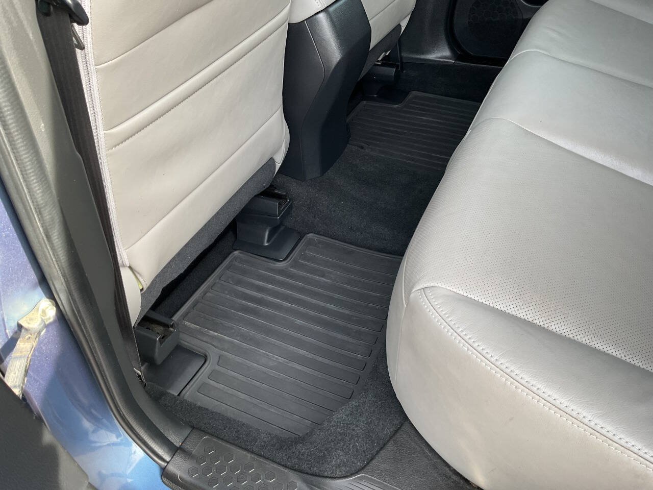 Used 2016 Subaru Forester 2.5i Limited AWD/4WD image 31