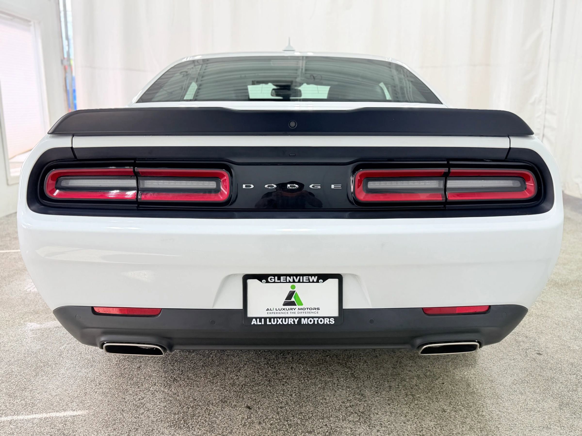 Used 2019 Dodge Challenger SXT w/ Plus Package RWD image 7