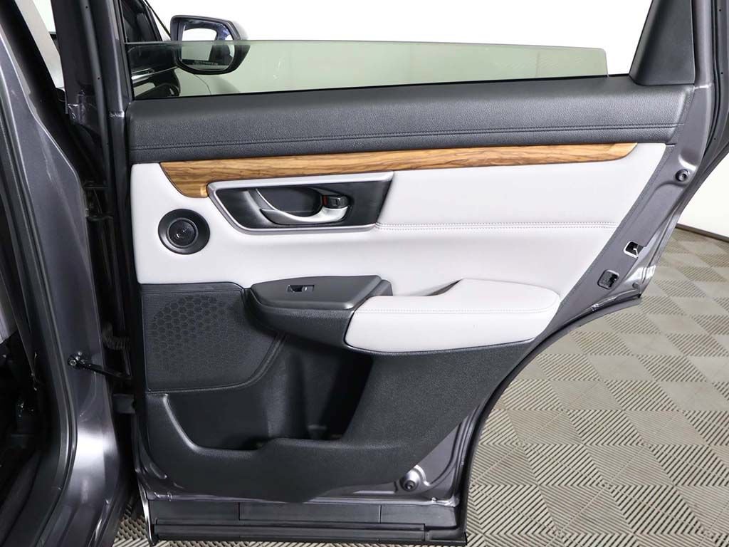 Used 2017 Honda CR-V Touring image 28