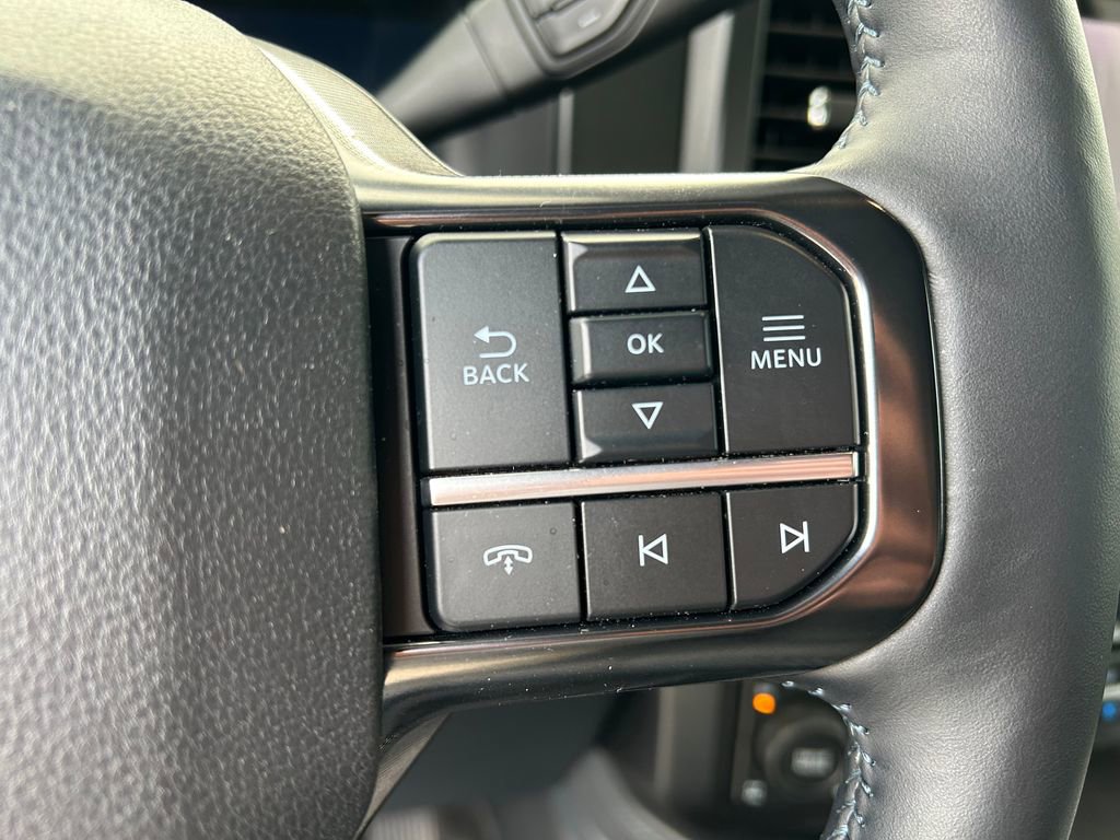 Used 2025 Ford F350 Platinum image 24