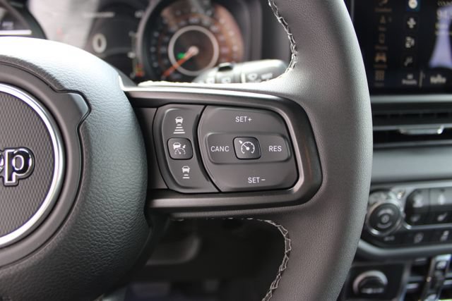New 2027 Jeep Wrangler Unlimited Rubicon AWD/4WD image 21