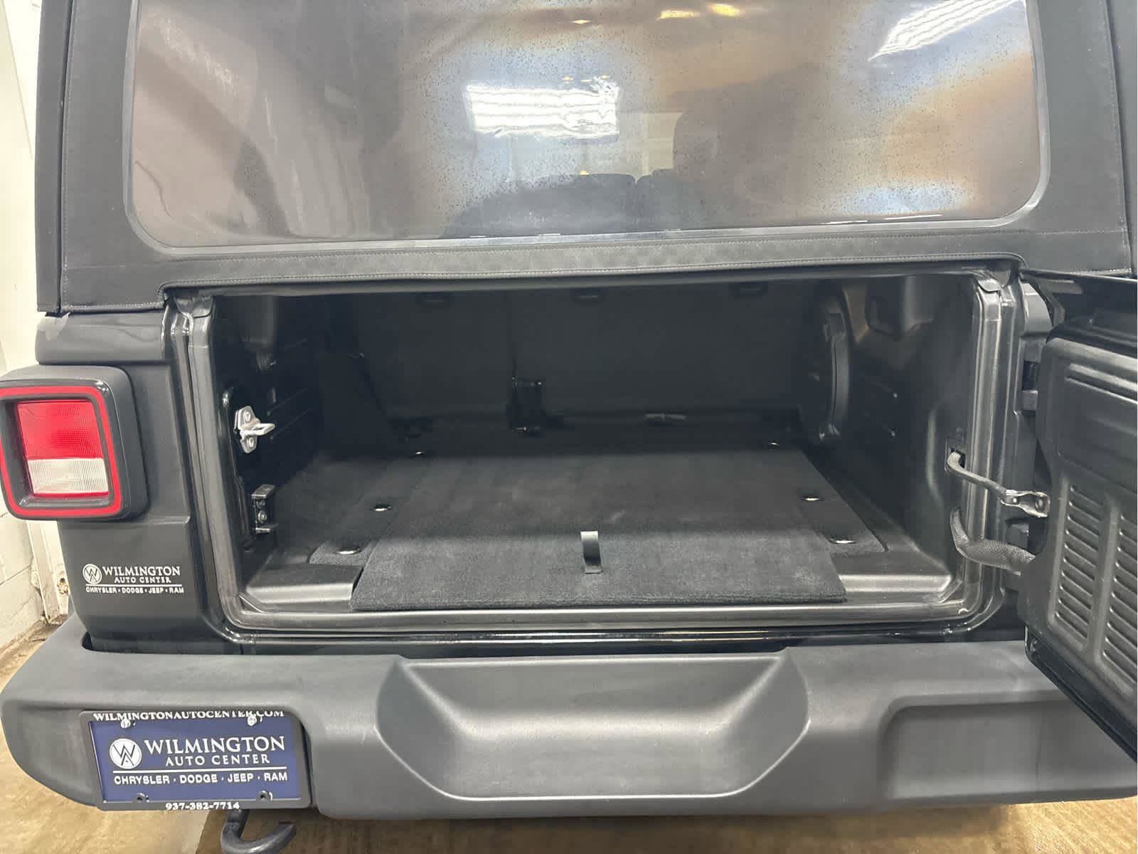 Used 2021 Jeep Wrangler Unlimited Sport image 16