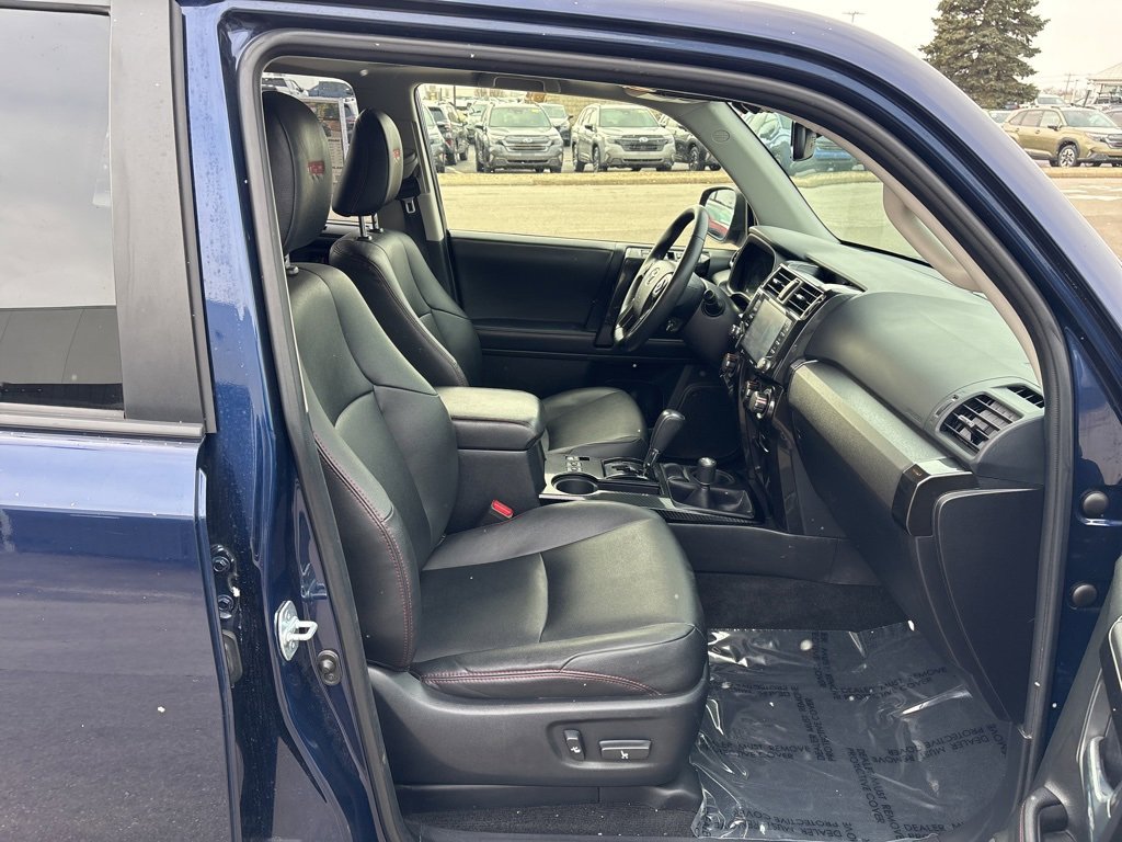 Used 2021 Toyota 4Runner Venture image 10