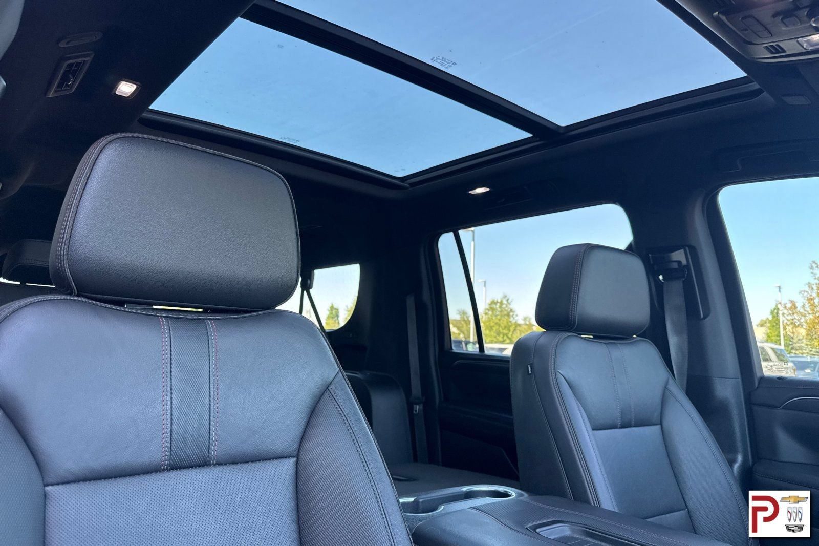 Certified 2022 Chevrolet Suburban RST w/ Luxury Package AWD/4WD image 22