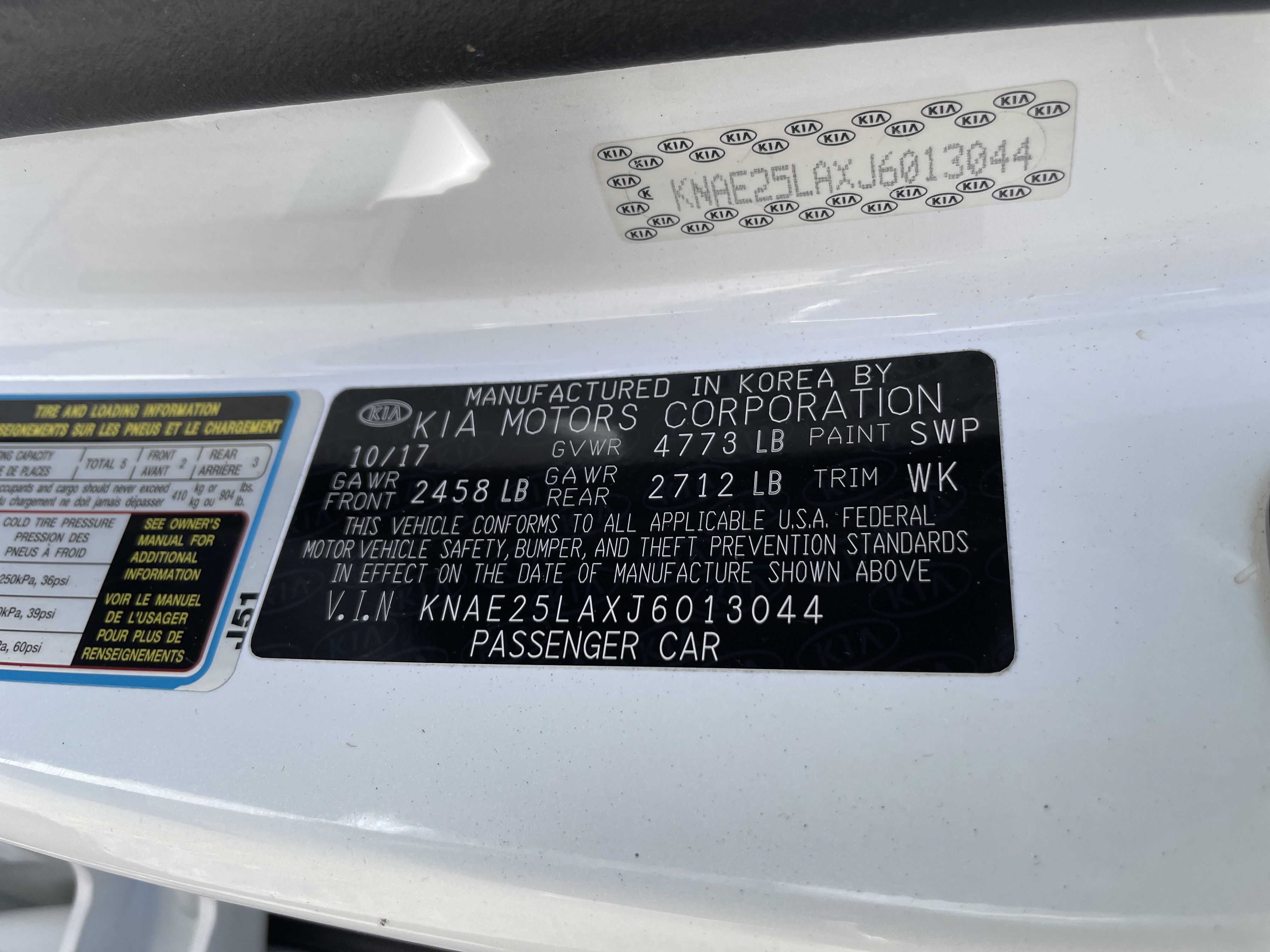 Used 2018 Kia Stinger Premium RWD image 34