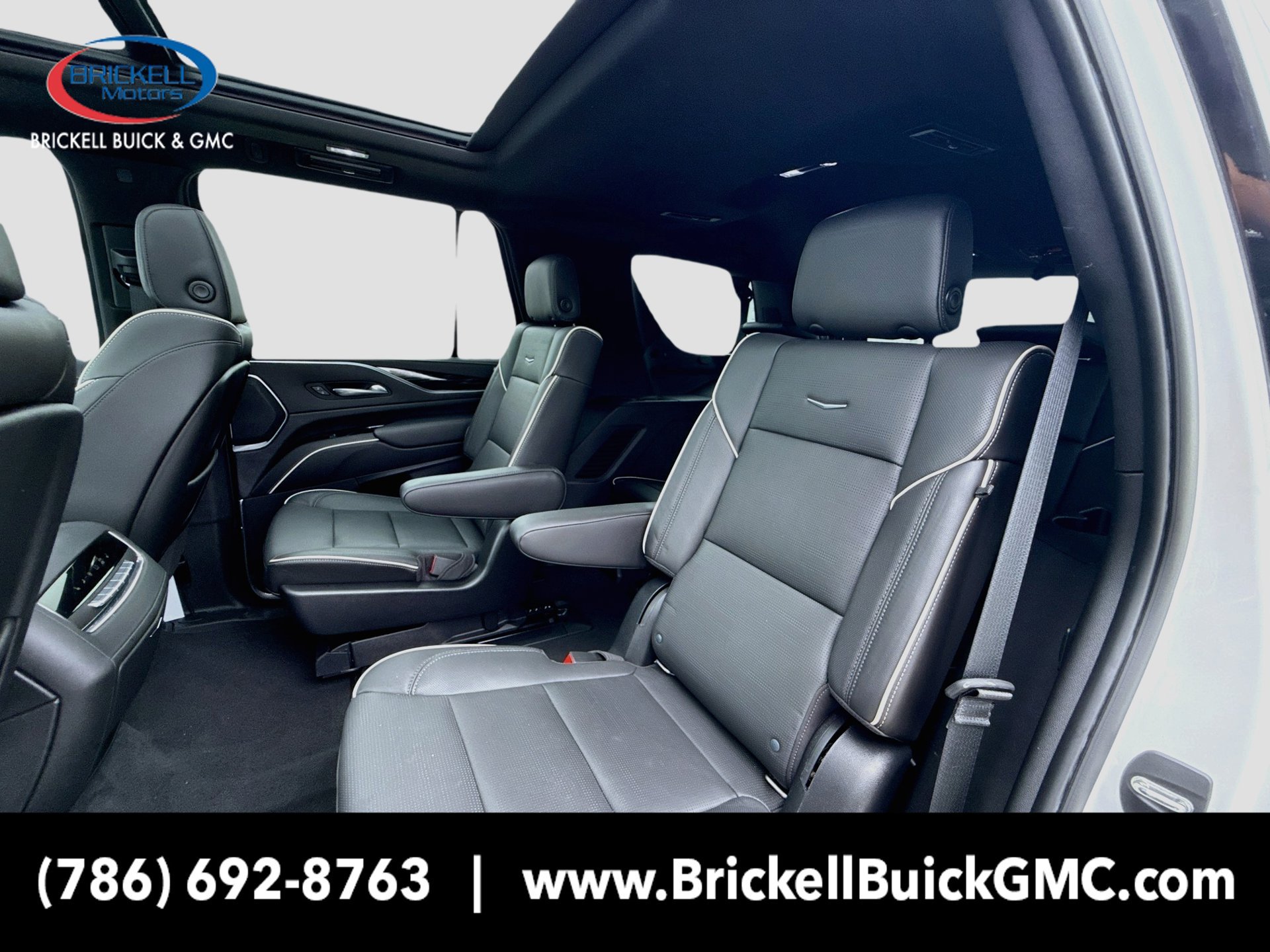 Used 2021 Cadillac Escalade Sport w/ Driver Assist Tech Package AWD/4WD image 25