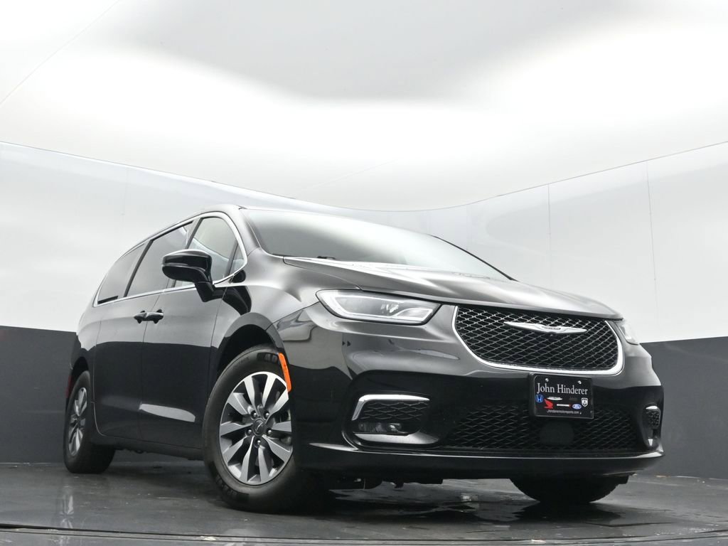 Certified 2024 Chrysler Pacifica Select image 29